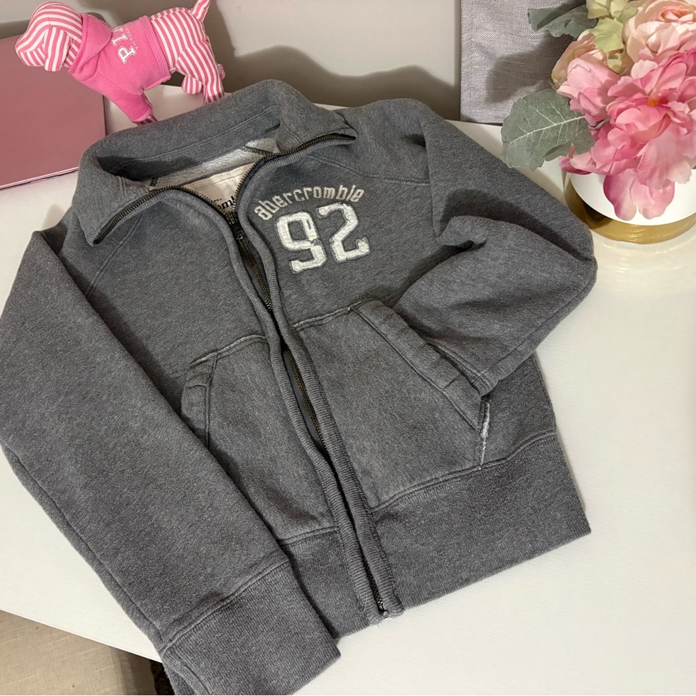 Abercrombie & Fitch Cream and Gray Jacket